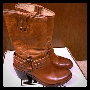 Carmen Harness Short - Frye Boot